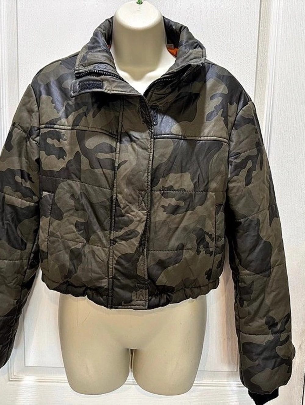 Bagatelle.NYC Camo Puffer Jacket Green & Brown XS Like New